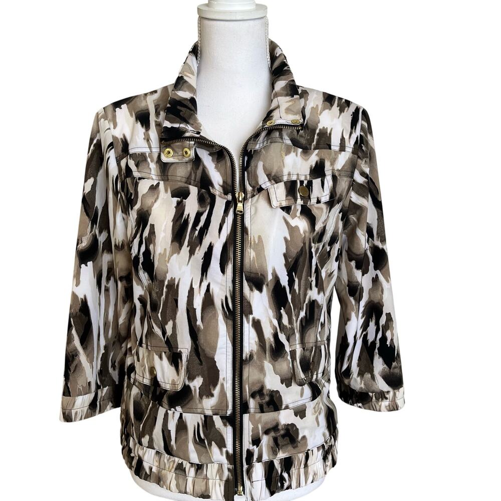 Chico's Zenergy Jacket Size 0 Small 4/6 Brown White Animal Full Zip Stretch